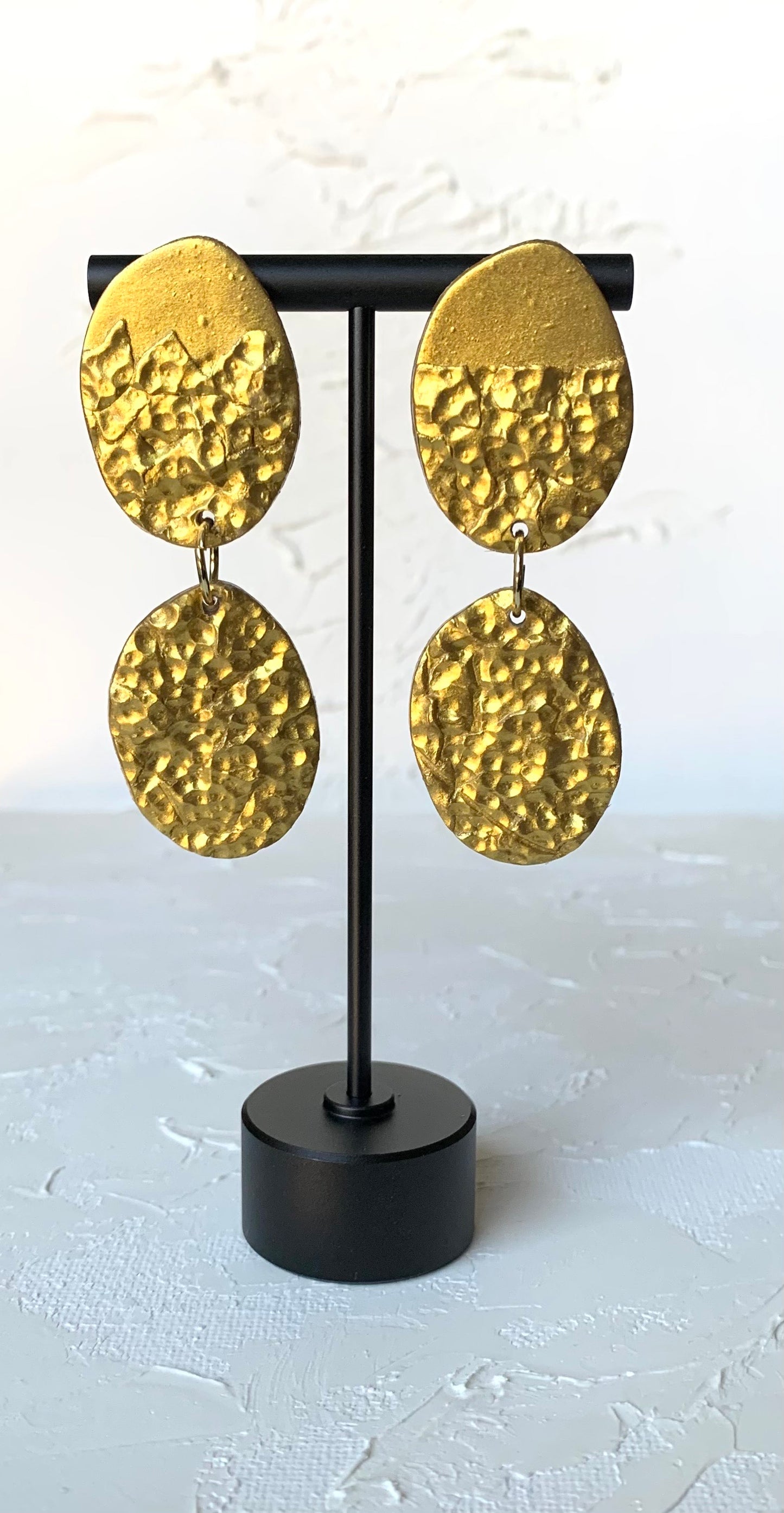 M.O.M in Gold I