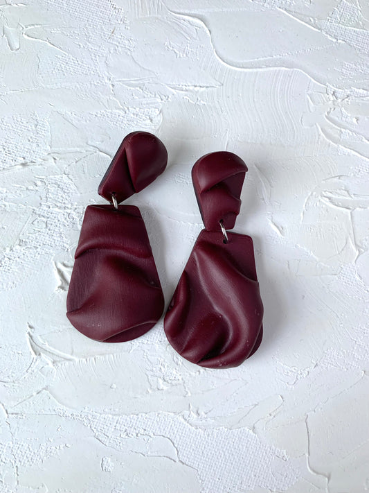 The Sculpted Maroon
